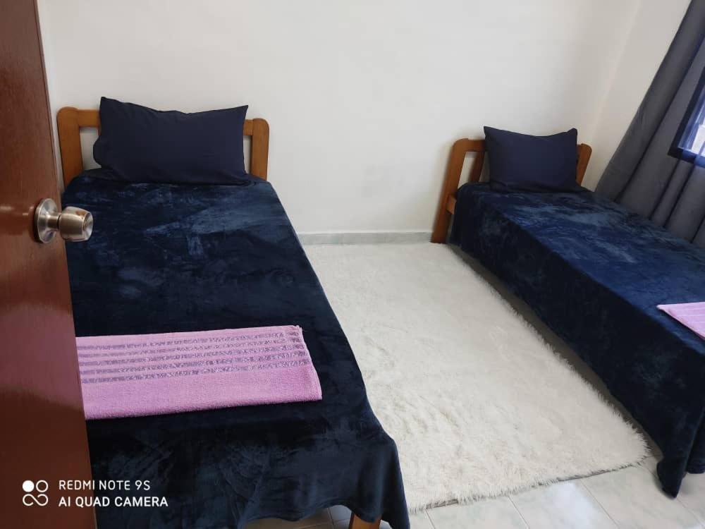 R&R Homestay Simpang Renggam Екстер'єр фото